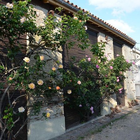 La Maison Des Herons Le Vanneau-Irleau Екстер'єр фото
